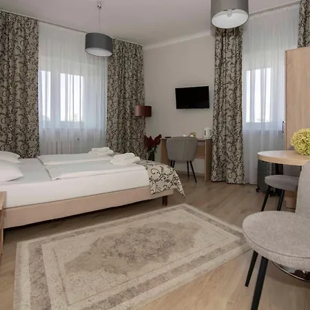 Polonia 2* رشيشوف